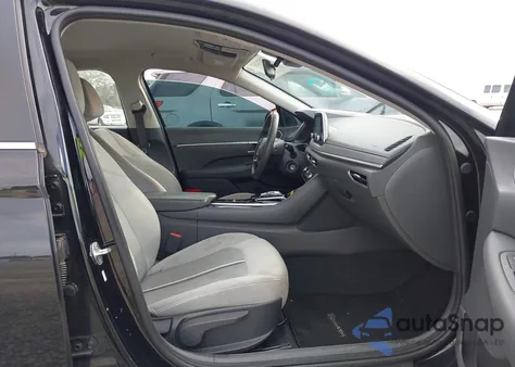 2021 Hyundai Sonata Se z USA, uszkodzony, nr VIN 5NPEG4JA1MH104862